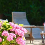 ベッド・アンド・ブレックファスト La Longere Deauville 3*