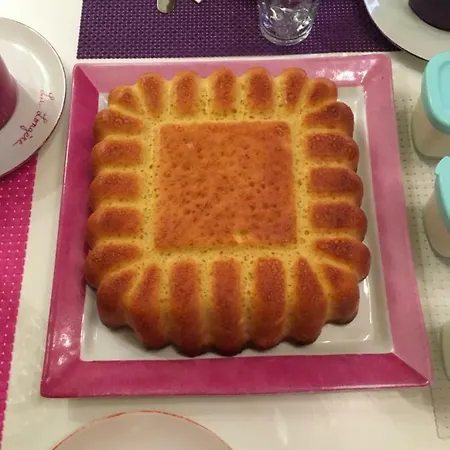 לינה וארוחת בוקר La Longere Deauville 3*