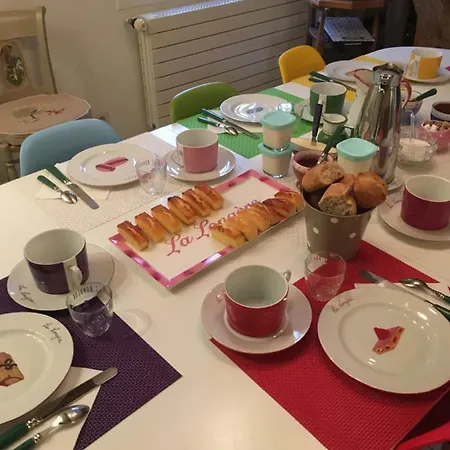 La Longere Deauville לינה וארוחת בוקר 3*