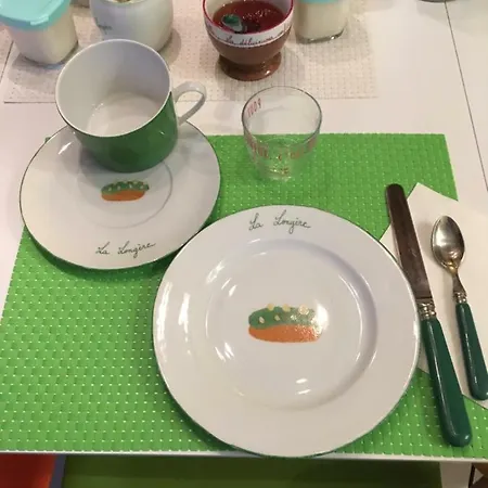 לינה וארוחת בוקר La Longere Deauville