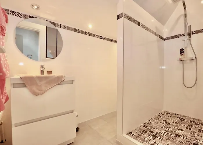 La Longere Deauville Nocleg ze śniadaniem 3*